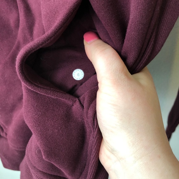 COPY - Lululemon Scuba Hoodie IV Garnet Size 6 - Picture 4 of 8